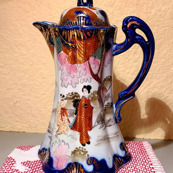 Antique Kutani Porcelain Flow Blue Chocolate Carafe - Picture 3 of 11